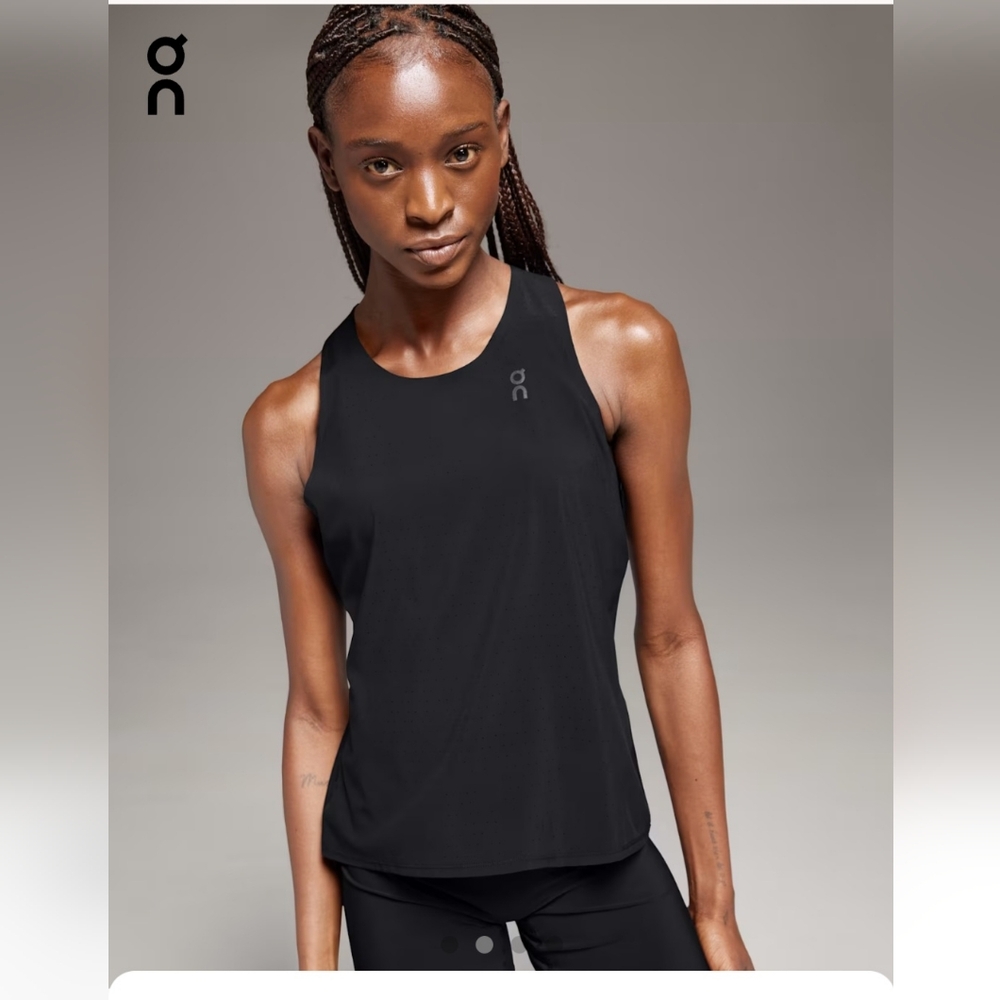 On Running Women's Black Performance Tank Top